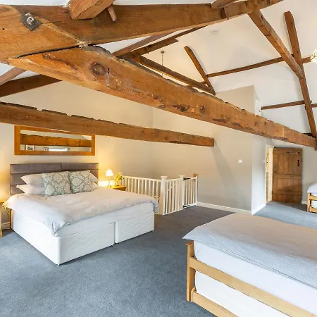 Harmby House ميدلهام