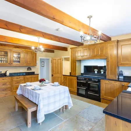 بيت للعطل Harmby House