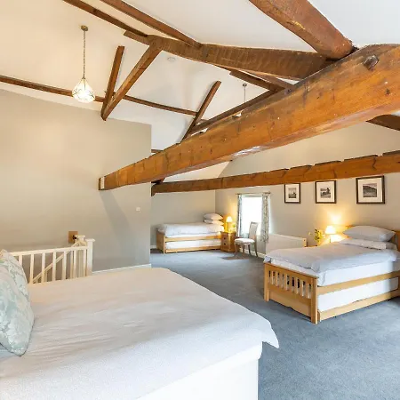 بيت للعطل Harmby House *