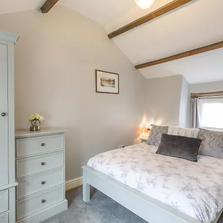 Harmby House *